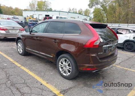 2015 Volvo Xc60 T5/T5 Premier из США, поврежденный, VIN YV4612RKXF2632215